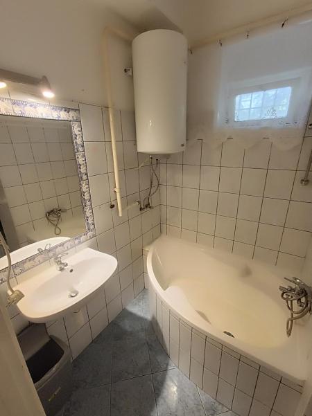 flat For rent 1033 Budapest Meggyfa  utca Property image: 37