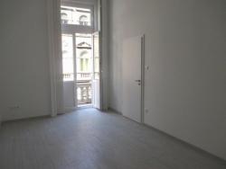 flat For rent 1060 Budapest Teréz körút 70sqm 340 000 HUF/month ing_kep: 9