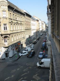 flat For rent 1060 Budapest Teréz körút 70sqm 340 000 HUF/month ing_kep: 12