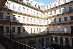 flat For rent 1061 Budapest Paulay Ede utca 54sqm 850 €/month ing_kep: 26