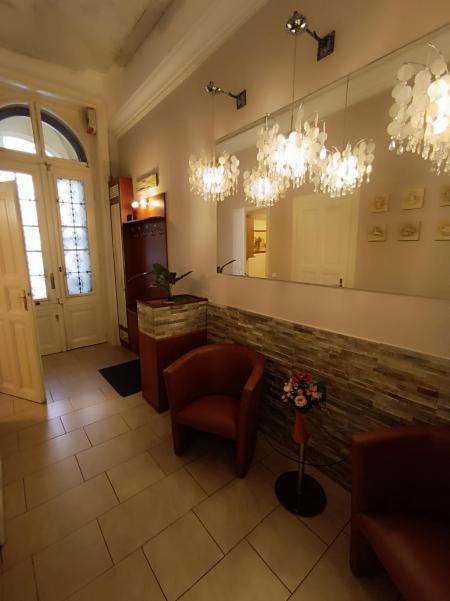 Kiadó iroda 1062 Budapest Teréz körút Ingatlan kép: 7