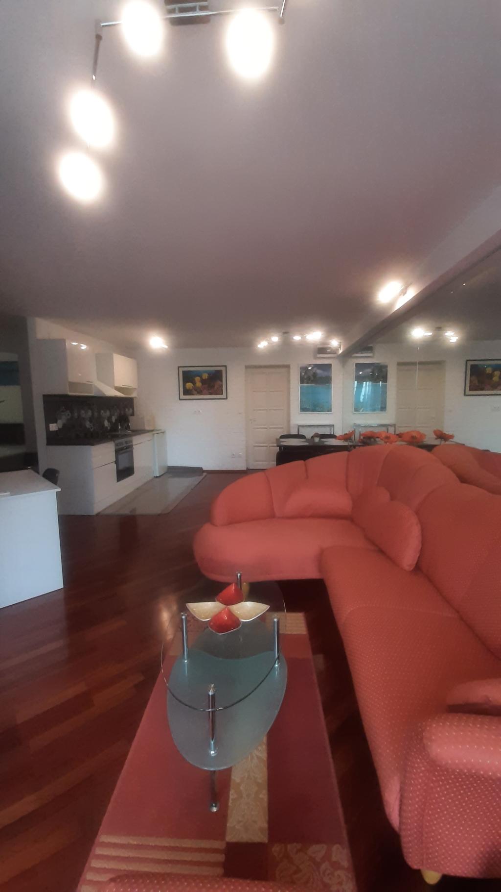 Kiadó lakás 1037 Budapest Farkastorki lejtő Ingatlan kép: 1