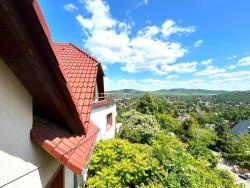 Eladó ház 1029 Budapest Simon utca 392m2 275M Ft Ingatlan kép: 2