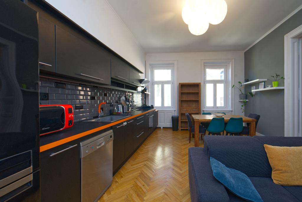 Kiadó lakás 1066 Budapest Jókai utca 91m2 1 000 €/hó Ingatlan kép: 1