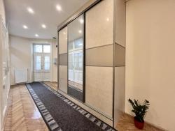 Eladó lakás 1074 Budapest Alsó erdősor 173m2 216,25M Ft Ingatlan kép: 15