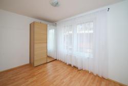 flat For rent 1082 Budapest Nagy Templom utca 75sqm 850 €/month Property image: 3