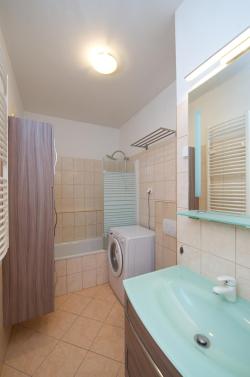 flat For rent 1082 Budapest Nagy Templom utca 75sqm 850 €/month Property image: 6