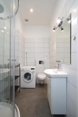 Kiadó lakás 1051 Budapest Bajcsy Zsilinszky út 41m2 650 €/hó Ingatlan kép: 3