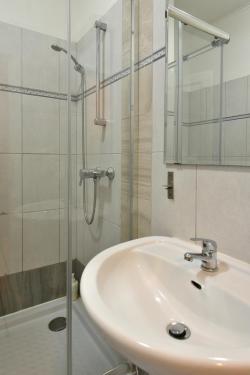 Kiadó lakás 1075 Budapest Kazinczy utca 37m2 650 €/hó Ingatlan kép: 8