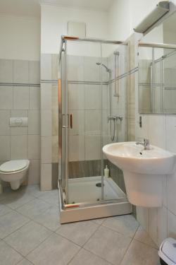 Kiadó lakás 1075 Budapest Kazinczy utca 37m2 650 €/hó Ingatlan kép: 9