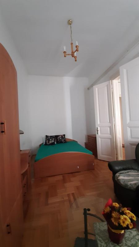 Eladó lakás 1066 Budapest Weiner Leó utca Ingatlan kép: 10 Eladó lakás 1066 Budapest Weiner Leó utca Ingatlan kép: 10