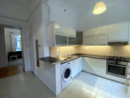 Eladó lakás 1072 Budapest Klauzál tér Ingatlan kép: 2