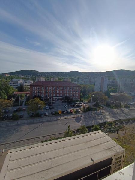 Eladó lakás 1035 Budapest Vörösvári út Ingatlan kép: 2