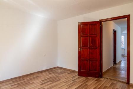 Kiadó ház 1039 Budapest Hunyadi utca Ingatlan kép: 22
