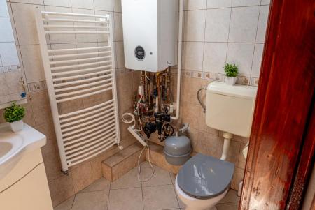 Kiadó ház 1039 Budapest Hunyadi utca Ingatlan kép: 28
